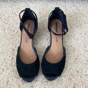 Clarks Flores Raye Wedges